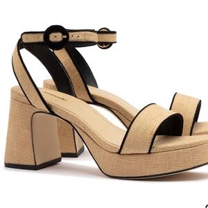 Dolly Low Sandal in Beige and Black
NEVER WORN
NEW IN BOX